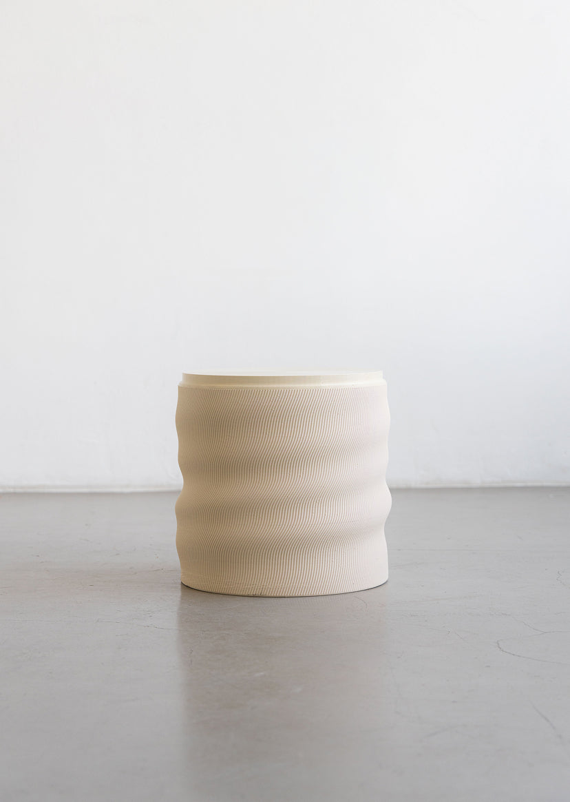 Stool 14 liquid lines